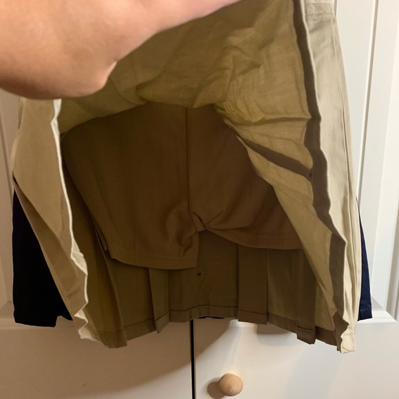 Girls Uniform - Picture 3 of 6